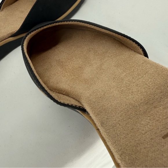 SOUL Naturalizer Intro Flat in a size 9 Black Closed Toe Sandal Comfort - Picture 8 of 10